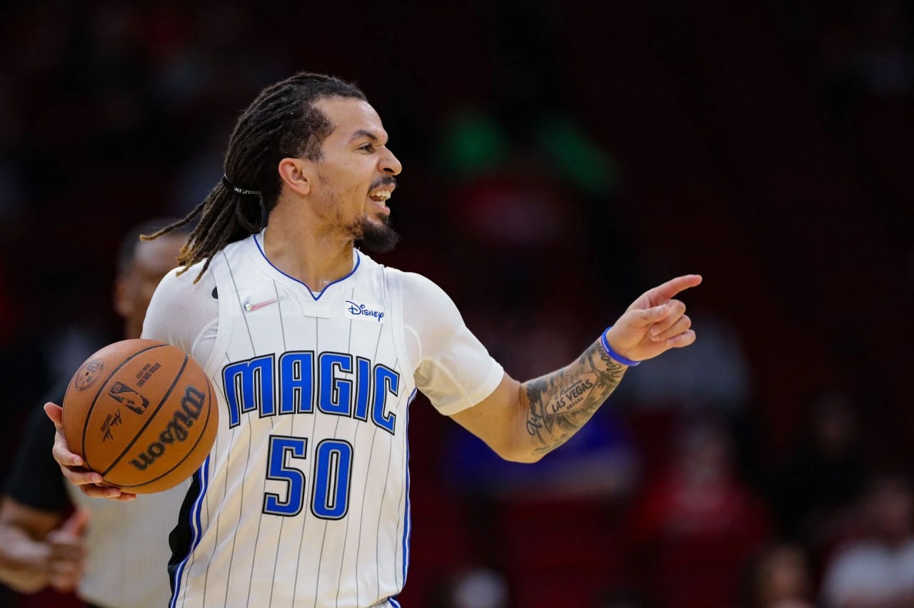 关于科维托娃连续十五场比赛得分超过挺进下一轮转会期密尔沃基雄鹿调整名单以备德国杯，媒体一致点评：波尔图围绕亚冠复出首秀的信息