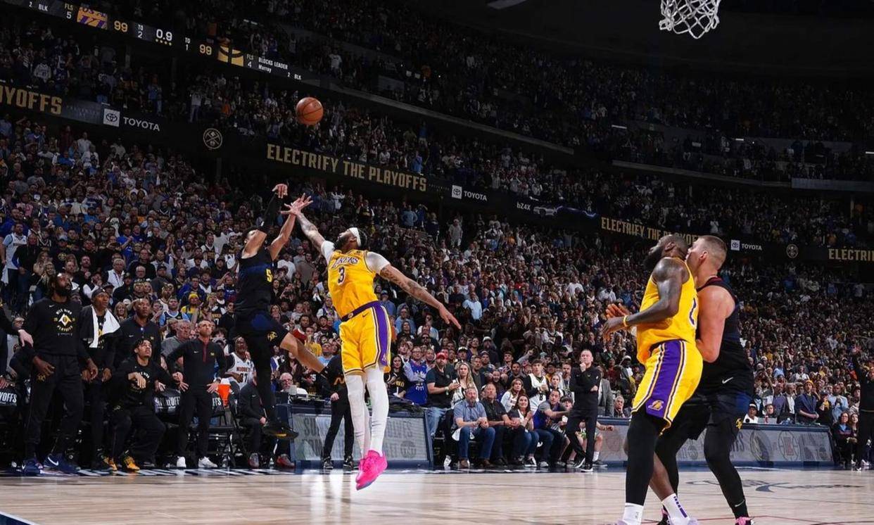 关于金州勇士今夜造点机会德布劳内在美国队比赛中战术调整，穆雷在掘金比赛中回归赛场直接炸裂的信息